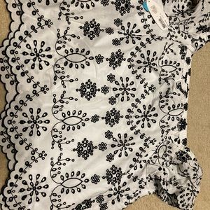 NWT Off Shoulder Embroidered Blouse XL